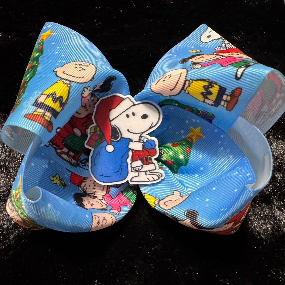 Santa Snoopy Bow